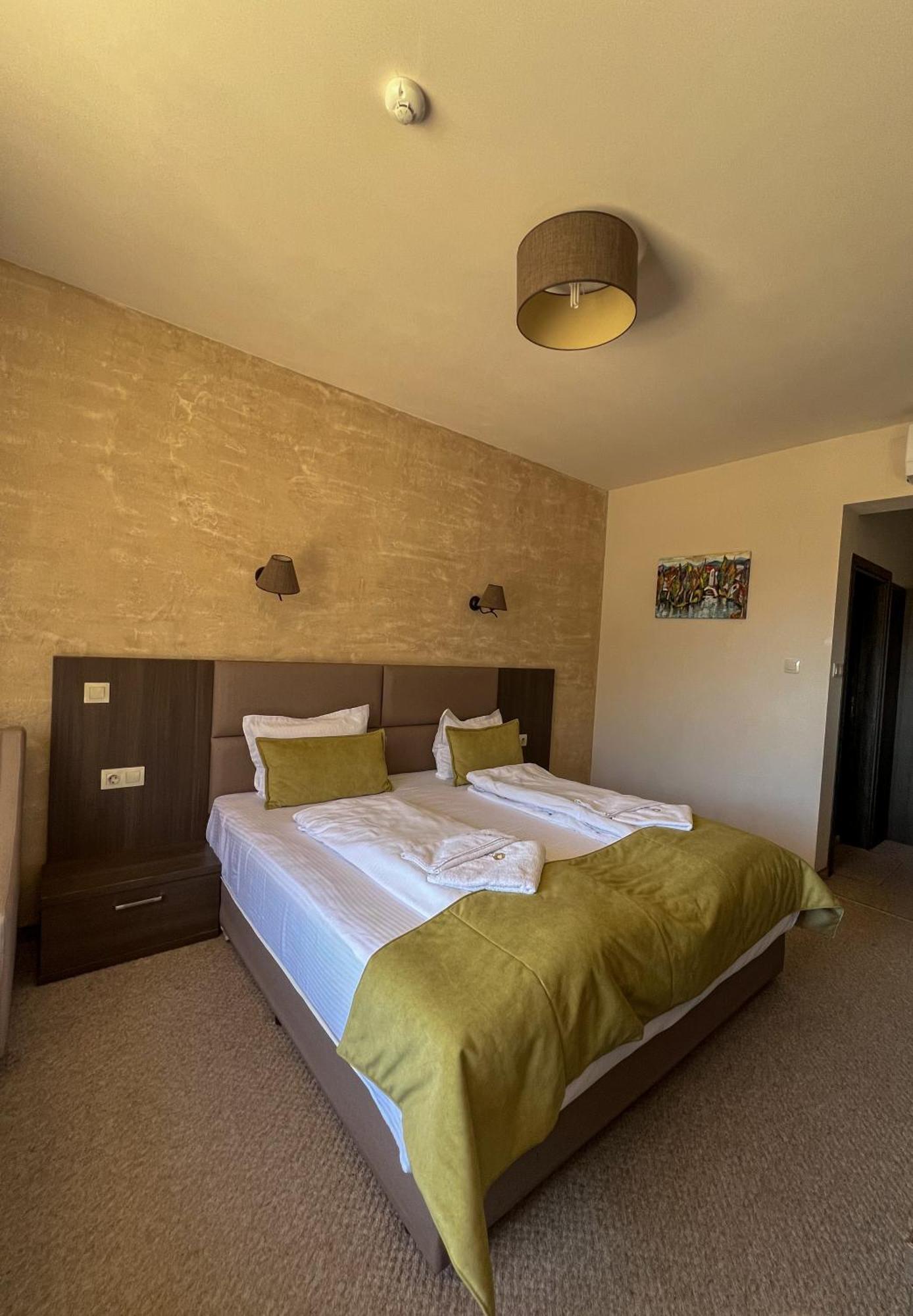 Hotel Ognyanovo Bagian luar foto